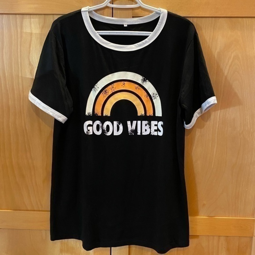 Good Vibes Distressed Graphic Ringer Tee in Black XL NWOT